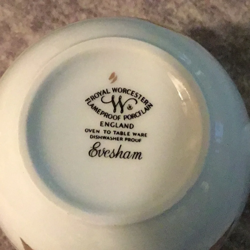 14-1961 Vintage Royal Worcester Evesham Gold - Picture 3 of 3